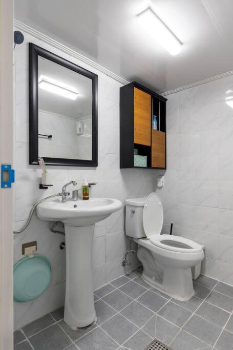 Вилла Luda House Сеул Экстерьер фото